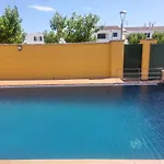 فيلة Tonia *