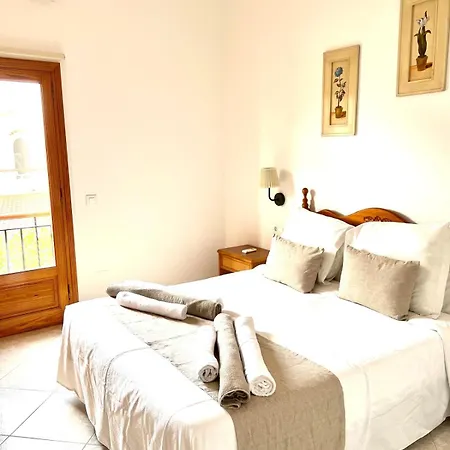 Tonia 칼라엔블레인즈